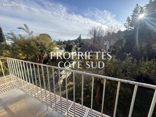 Appartement vente à Nîmes, Villeneuve-lès-avignon