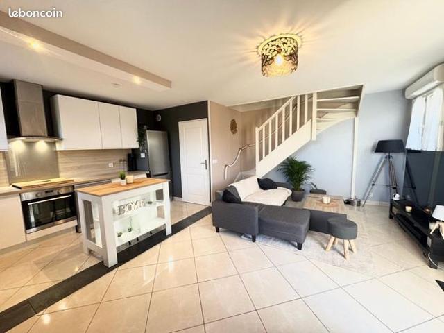 Appartement vente à Évry, Tigery