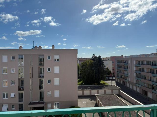 Appartement location à France métropolitaine, Guilherand-granges