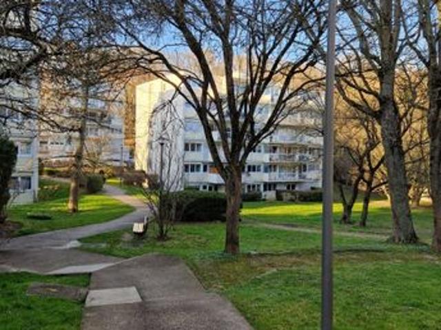 Appartement vente à Le Plessis-Robinson, Hauts-de-Seine