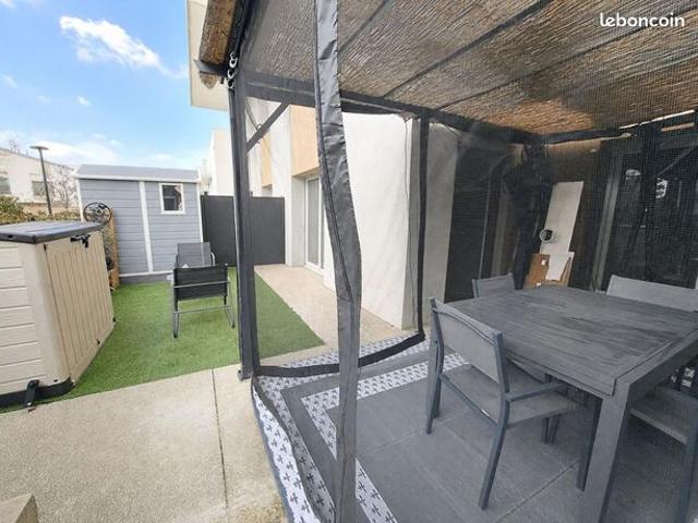 Appartement vente à L'Isle-d'Abeau, Isère