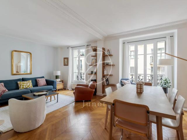 Appartement vente à Paris, Île-de-France