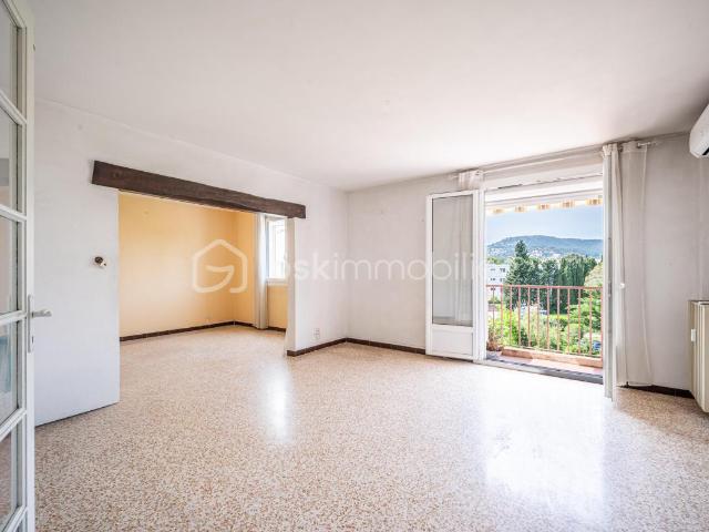 Appartement vente à Arrondissement de Toulon, Hyères