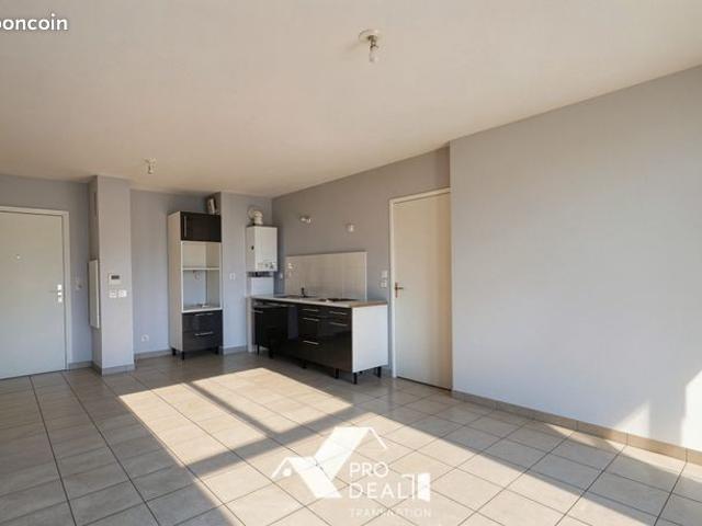 Appartement vente à Privas, Saint-priest