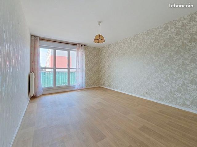 Appartement vente à Clermont-Ferrand, Vic-le-comte