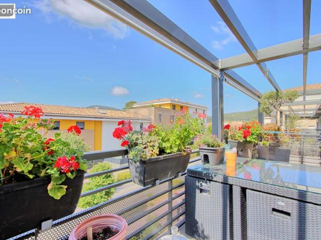 Appartement vente à Arrondissement de Toulon, Cuers
