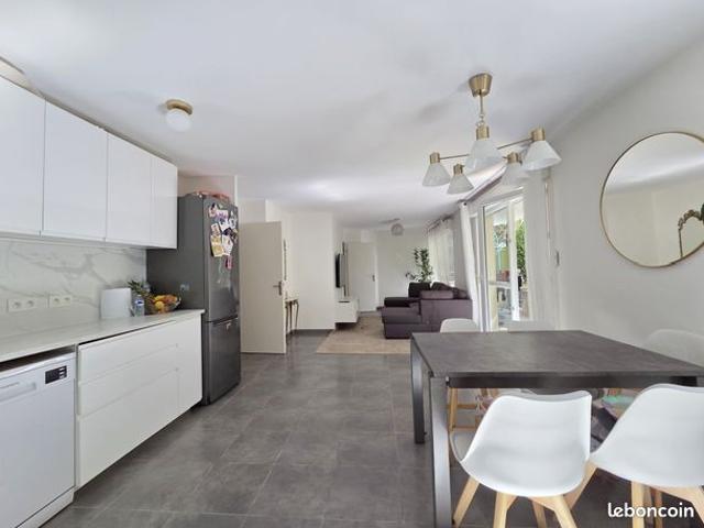 Appartement vente à Créteil, Le Plessis-trévise
