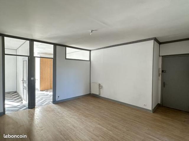 Appartement vente à Oloron-Sainte-Marie, Oloron-sainte-marie