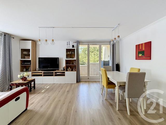 Appartement vente à Melun, Combs-la-ville