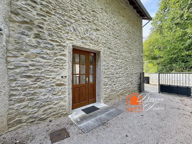 Appartement vente à La Tour-du-Pin, La Balme-les-grottes