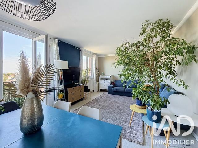 Appartement vente à Le Mesnil-le-Roi, Yvelines