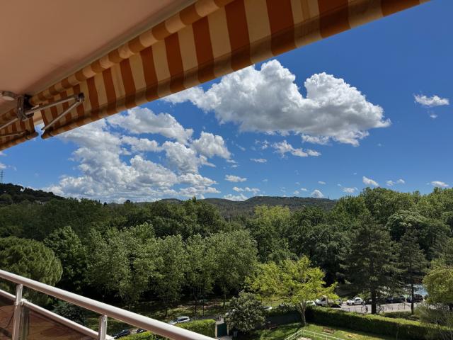 Appartement vente à Aix-en-Provence, Aix-en-provence