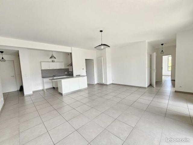 Appartement vente à Saint-Étienne, L'etrat