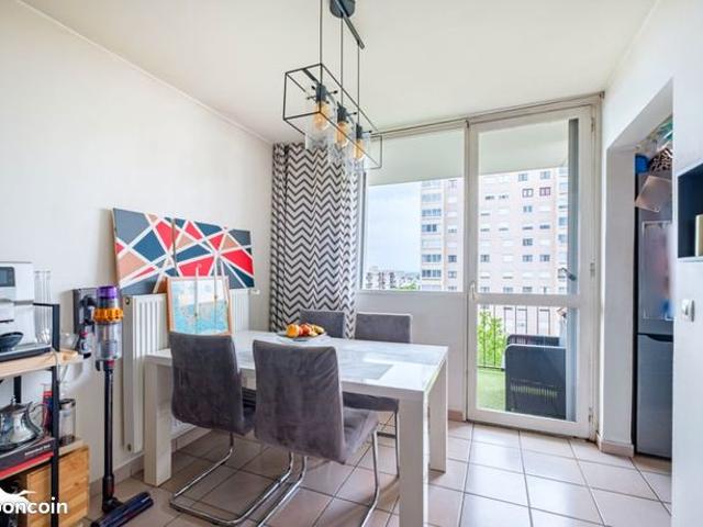Appartement vente à Privas, Saint-priest
