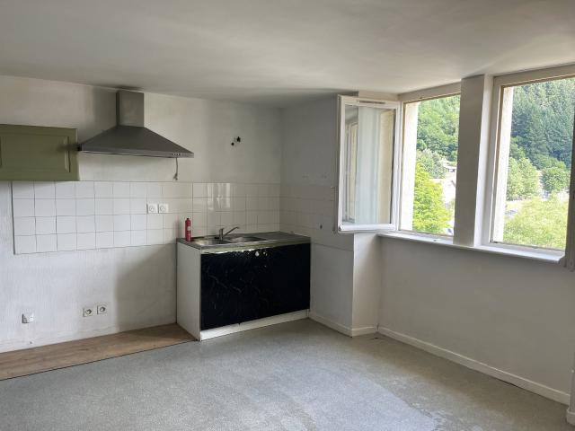 Appartement location à Tournon-sur-Rhône, Le Cheylard