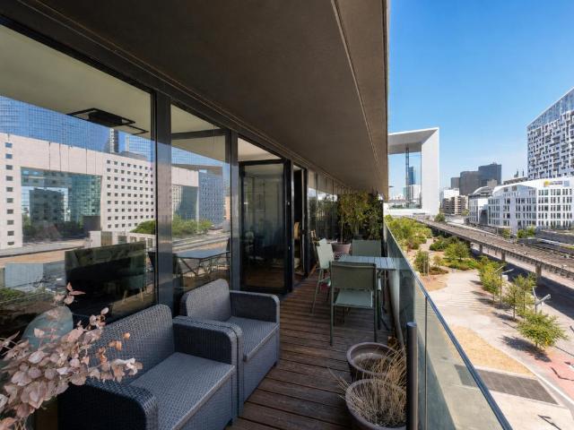 Appartement vente à Faubourg de l'Arche, Courbevoie