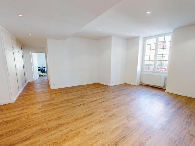 Appartement vente à Fontainebleau, Montcourt-fromonville
