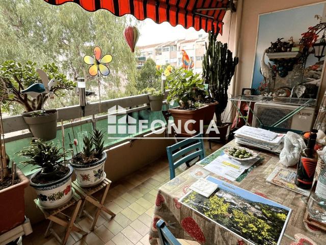 Appartement vente à Arrondissement de Toulon, Hyères