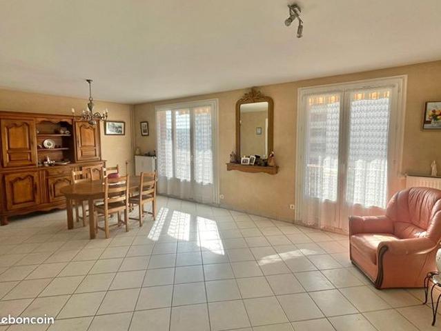Appartement vente à La Tour-du-Pin, Bourgoin-jallieu