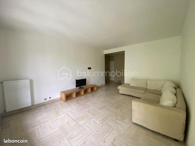 Appartement vente à Aix-en-Provence, Aix-en-provence