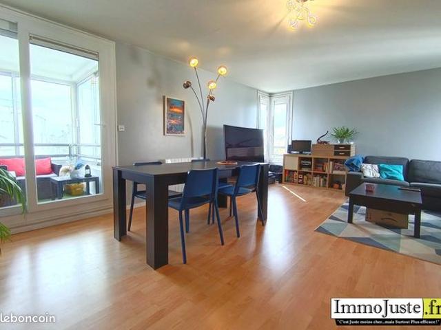 Appartement vente à Versailles, Montigny-le-bretonneux