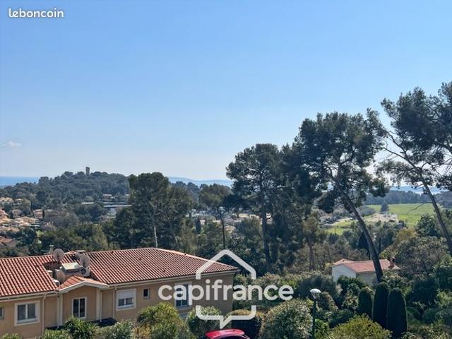 Appartement vente à Arrondissement de Toulon, Hyères