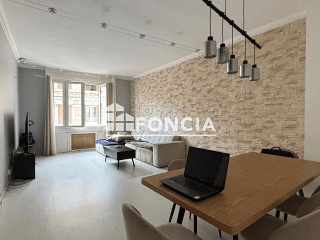 Appartement vente à Crêt de Roc, Saint-Étienne