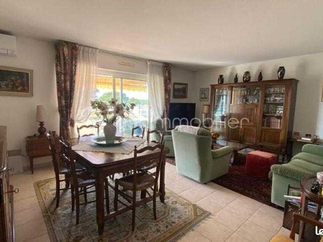 Appartement vente à Arrondissement de Draguignan, Saint-raphaël