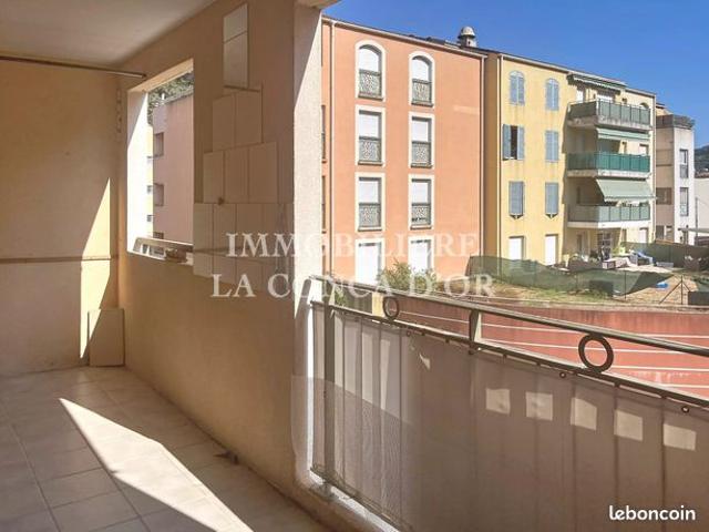Appartement vente à Saint-André-de-la-Roche, Alpes-Maritimes