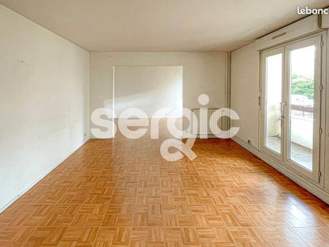 Appartement vente à Évry, Petit-bourg