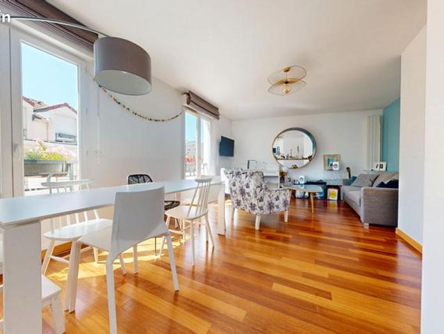 Appartement vente à Vanves, Hauts-de-Seine