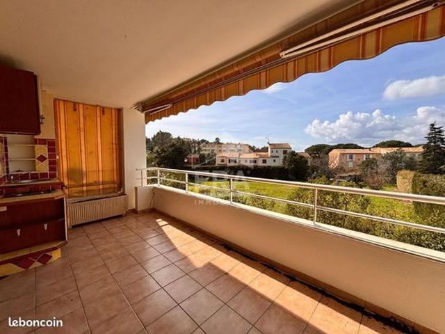 Appartement vente à Arrondissement de Draguignan, Saint-raphaël
