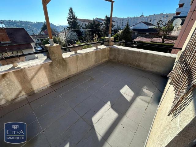 Appartement vente à Saint-Étienne, Saint-genest-lerpt