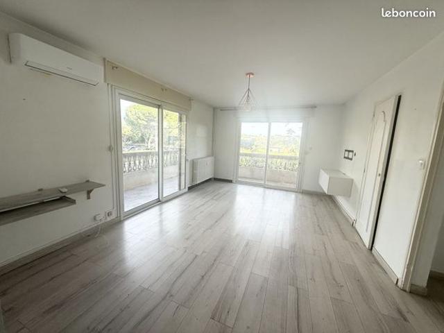 Appartement vente à Marseille, Plan-de-cuques