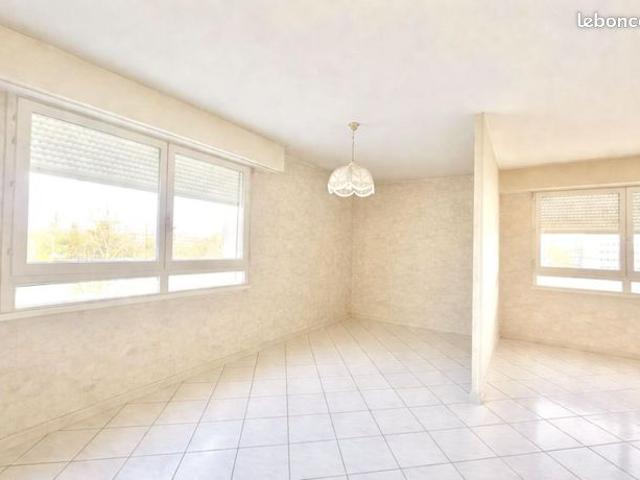 Appartement vente à Évry, Petit-bourg