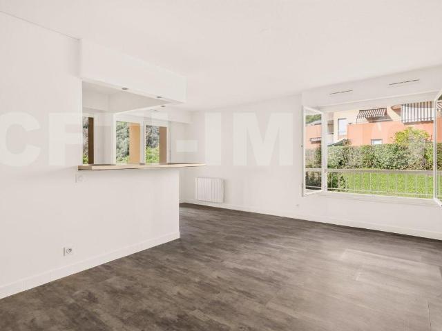 Appartement location à Saint-Laurent-du-Var, Alpes-Maritimes