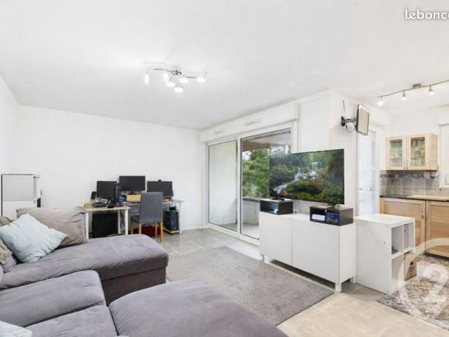 Appartement vente à Bayonne, Larressore