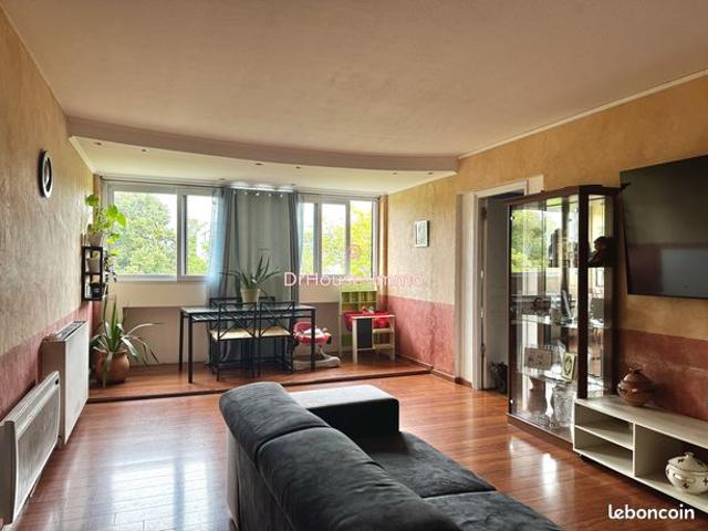 Appartement vente à Savigny-le-Temple, Seine-et-Marne
