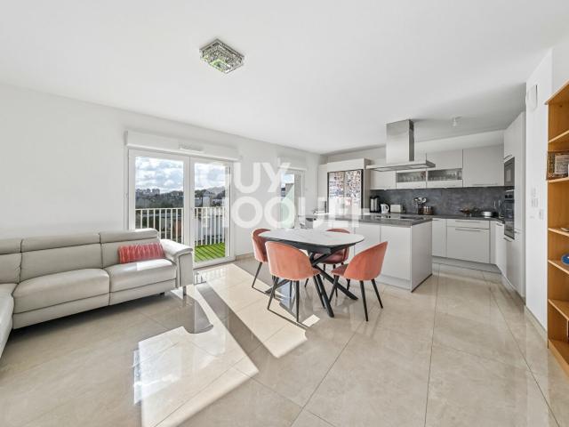 Appartement vente à Bobigny, Romainville