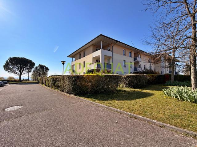 Appartement vente à L'Isle-d'Abeau, Isère
