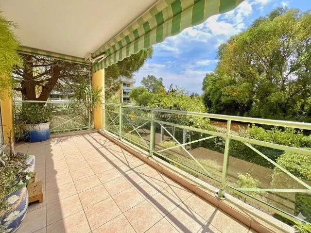 Appartement vente à Arrondissement de Draguignan, Saint-raphaël