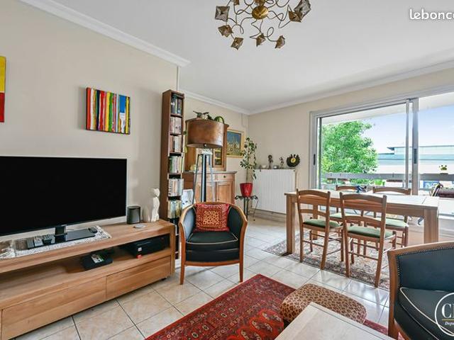 Appartement vente à Paris, Île-de-France