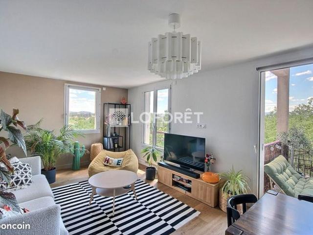 Appartement vente à Saint-Étienne, Andrézieux-bouthéon