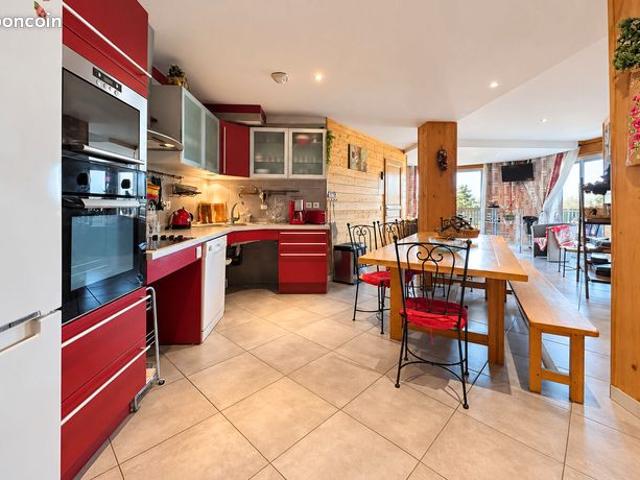 Appartement vente à Besse-et-Saint-Anastaise, Puy-de-Dôme