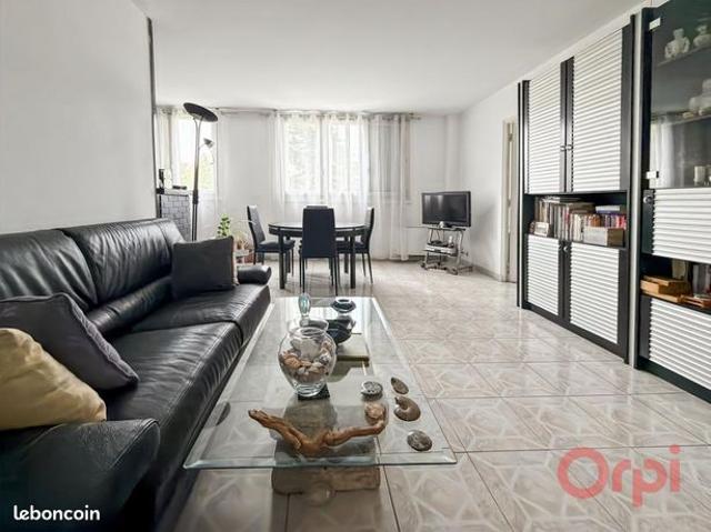Appartement vente à Saint-Denis, Saint-denis