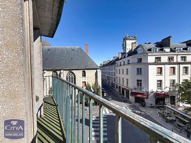 Appartement vente à Parking Place du Martroi, Orléans