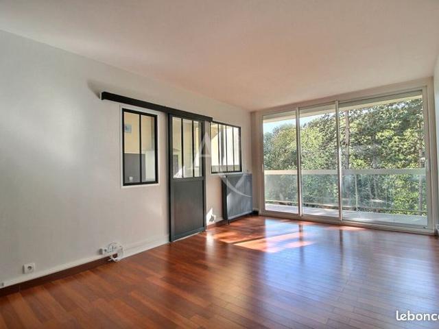 Appartement vente à Maurepas, Somme
