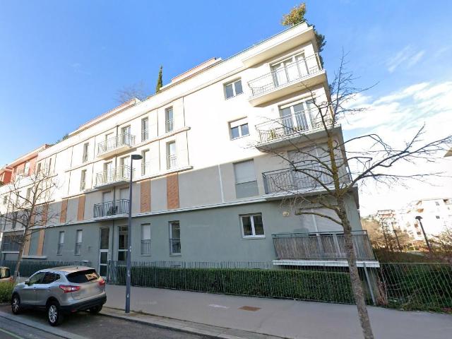 Appartement location à Saint-Étienne, Saint-etienne