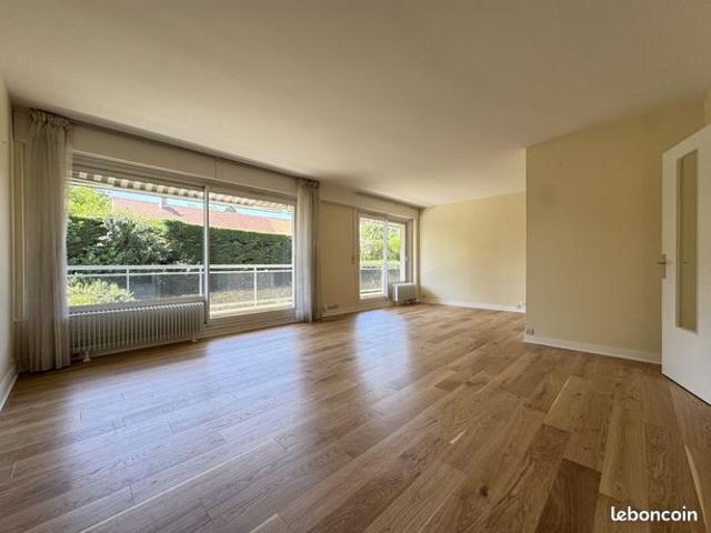 Appartement vente à Saint-Germain-en-Laye, Saint-germain-en-laye