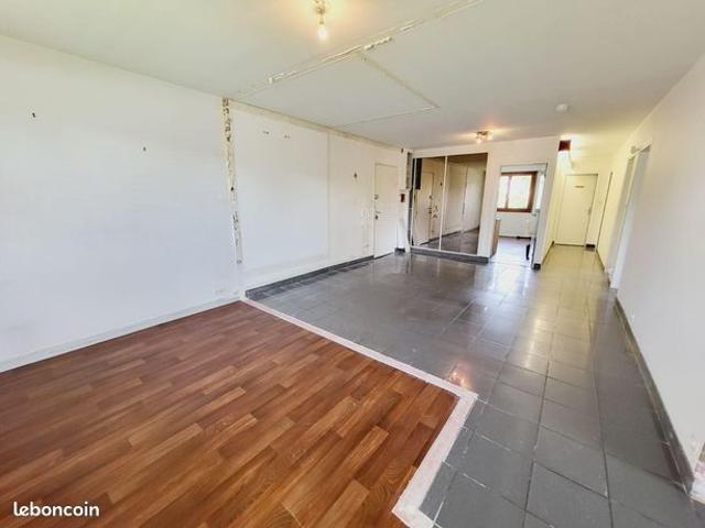 Appartement vente à Gourdon, Ussel